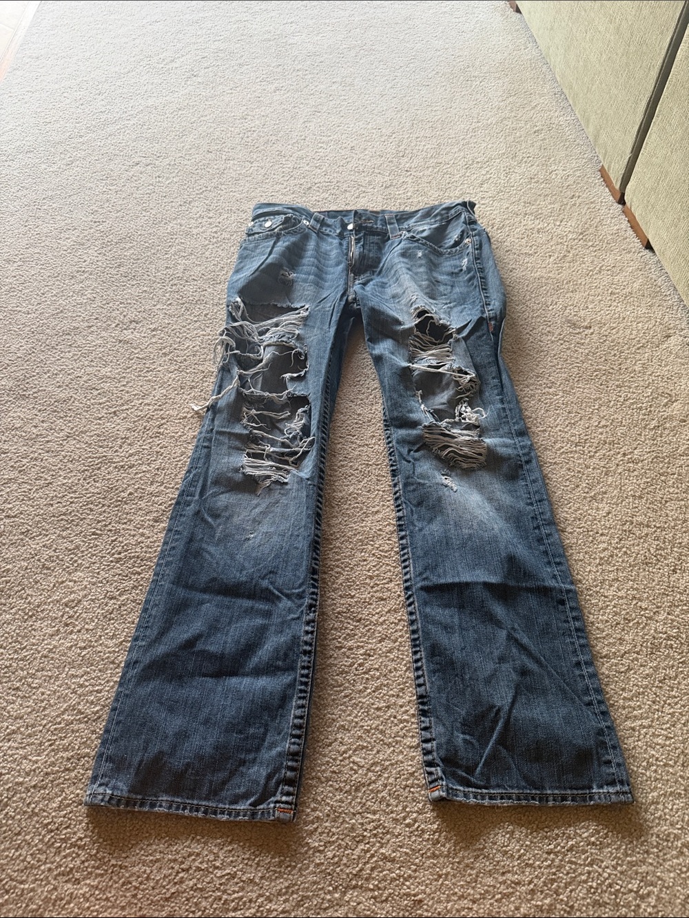 Vintage 00’s True Religion Men's Ripped Indigo Blue Bootcut Jeans